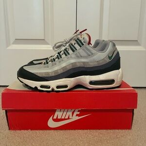 ✅ Nike Air Max 95 “Prep School”